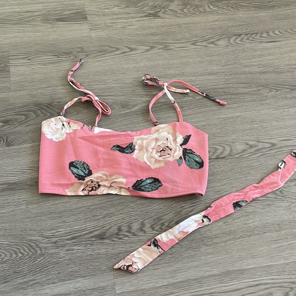 Convertable two piece set - Picture 4 of 4